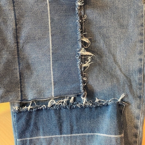 Old Navy women's plus size 18 released hem cropped jeans frayed hem high rise - Picture 6 of 6